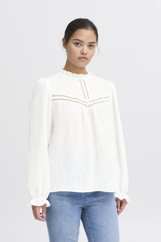 Sassy bluse i farven Cloud Dancer