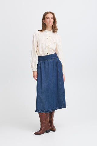 JOSE skjorte med broderi og flæser