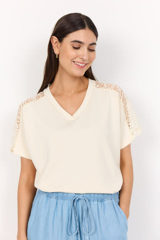 BANU Shirt med kort ærme i Cream