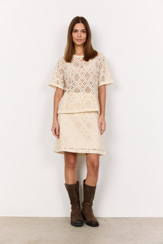 SINDA blonde t-shirt