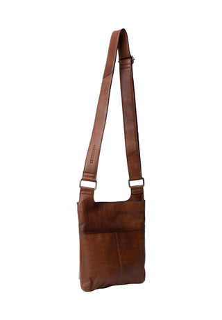 SARA SMALL skindtaske - Walnut